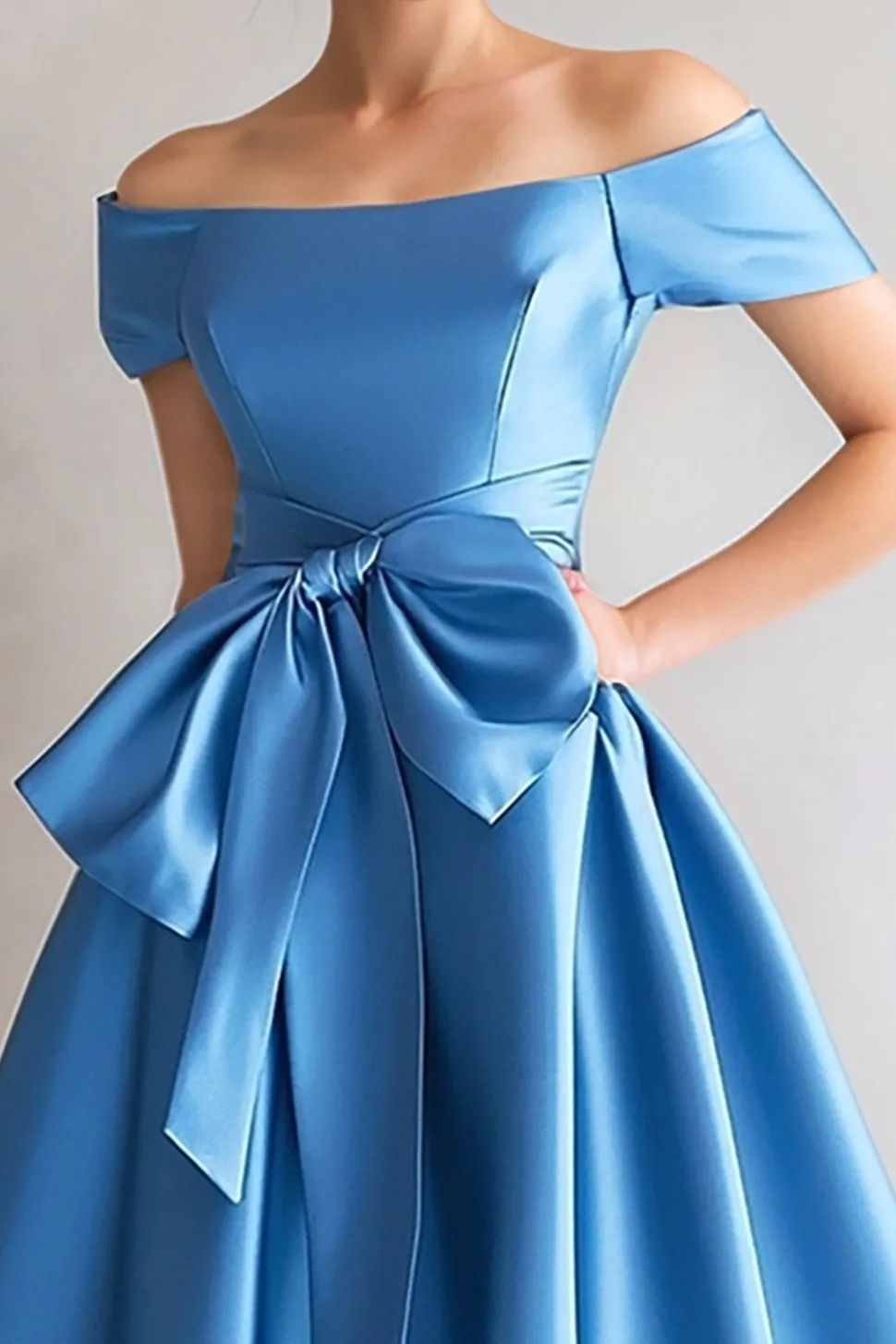 Azul Fora do Ombro A-Line Satin Tea Comprimento Mãe Do Vestido da Noiva com Arco