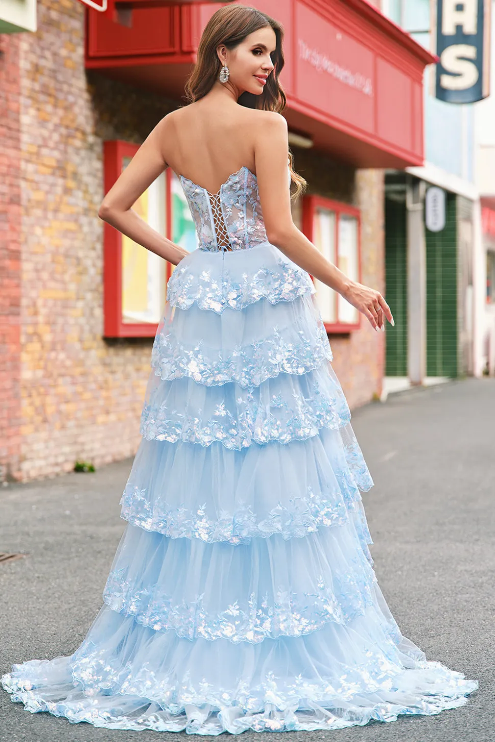 Azul sem alças Uma linha de lantejoulas Corset Tiered Long Prom Dress
