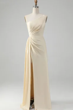 Bainha de champanhe um ombro longo vestido de dama de honra com fenda