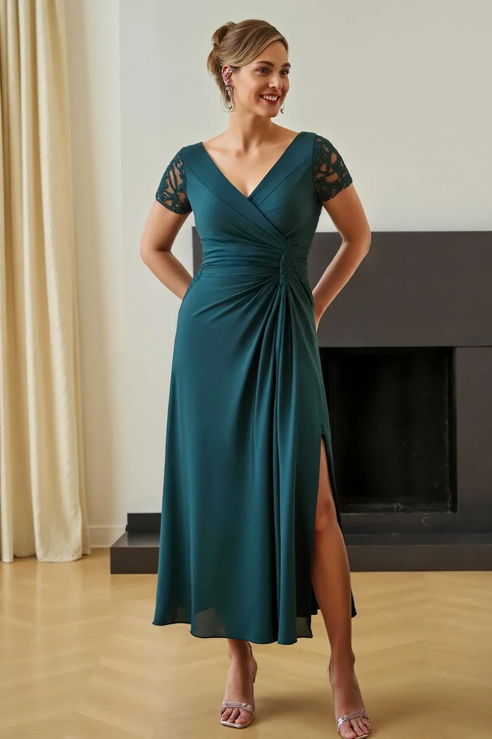 Bainha de Pinheiro Ruched V-Neck Mãe do Vestido da Noiva com Fenda