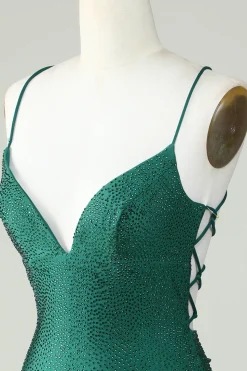 Bainha Espaguete Alças Verde Escuro Vestido Curto Homecoming com Missangas