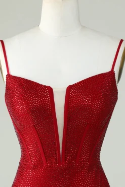 Bainha Espaguete Alças Vermelho Vestido Curto Homecoming com Missangas