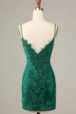 Bainha Espaguete Alças Verde Escuro Vestido Curto Homecoming com Apliques