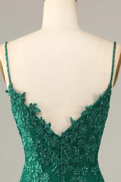 Bainha Espaguete Alças Verde Escuro Vestido Curto Homecoming com Apliques