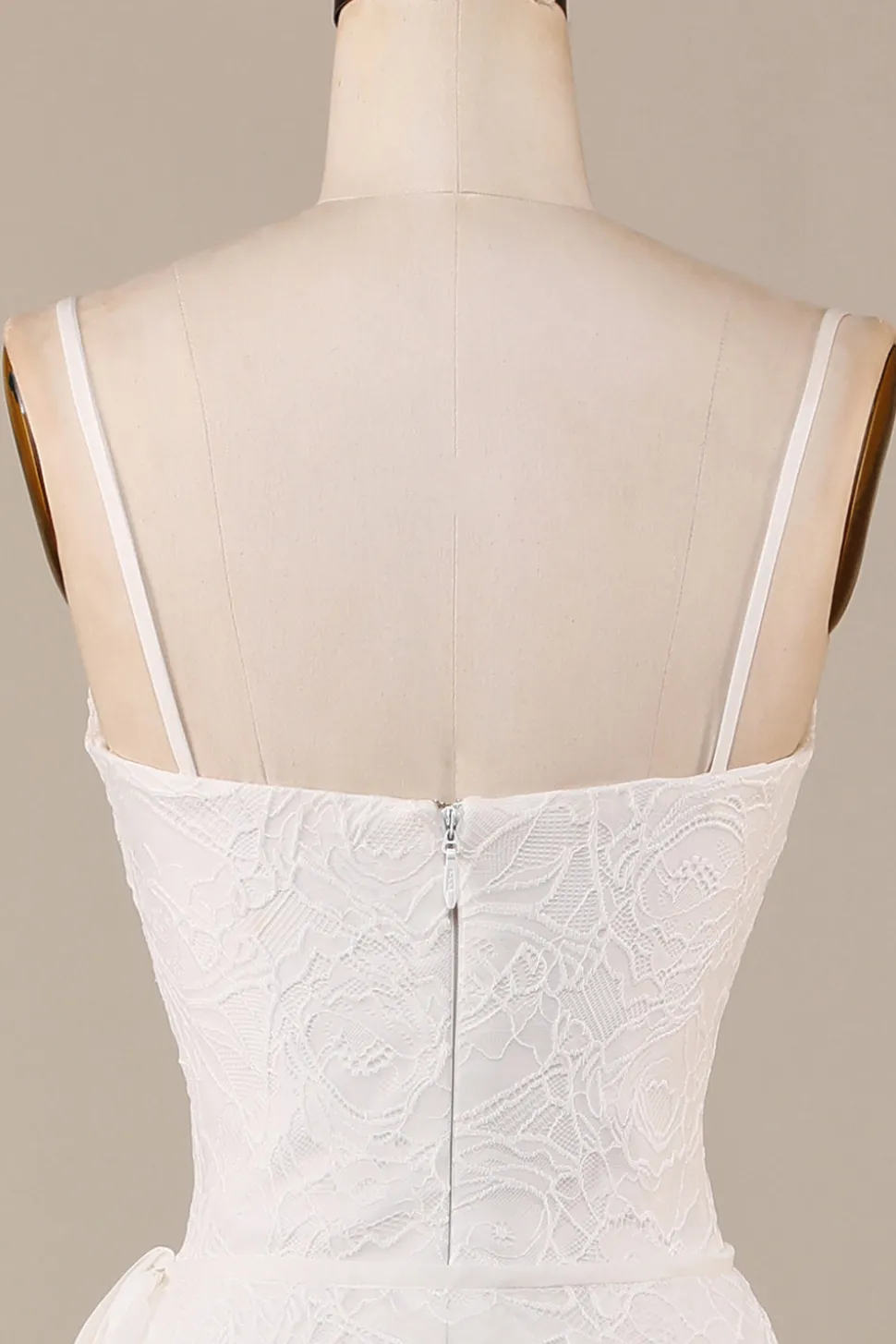 Bainha Esparguete Alças Marfim Laço Assimétrico Destacável Trem Boho Vestido de Noiva