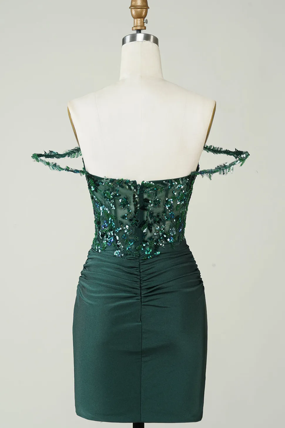 Bainha Única Fora do Ombro Verde Escuro Vestido Curto Homecoming com Apliques