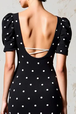 Bainha preta Polka Dot Vestido de Noiva Convidado