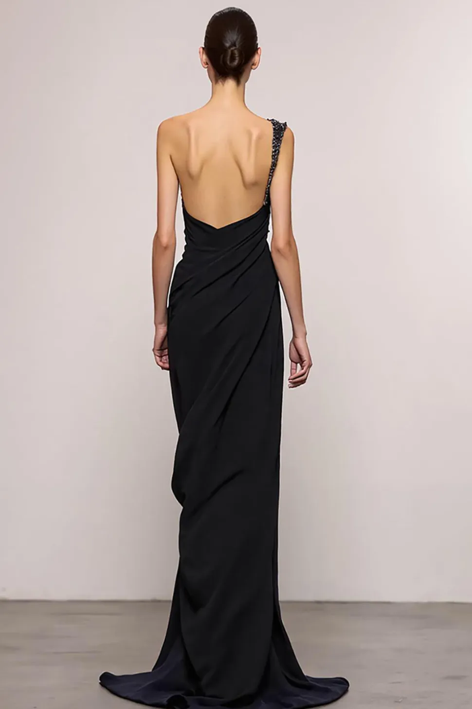 Bainha preta sem costas um ombro longo vestido de noite