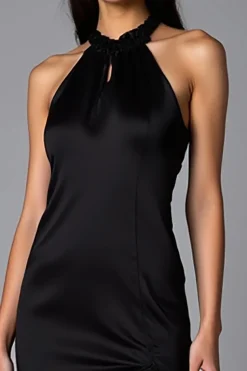 Bainha preta simples Halter longo vestido formal com fenda