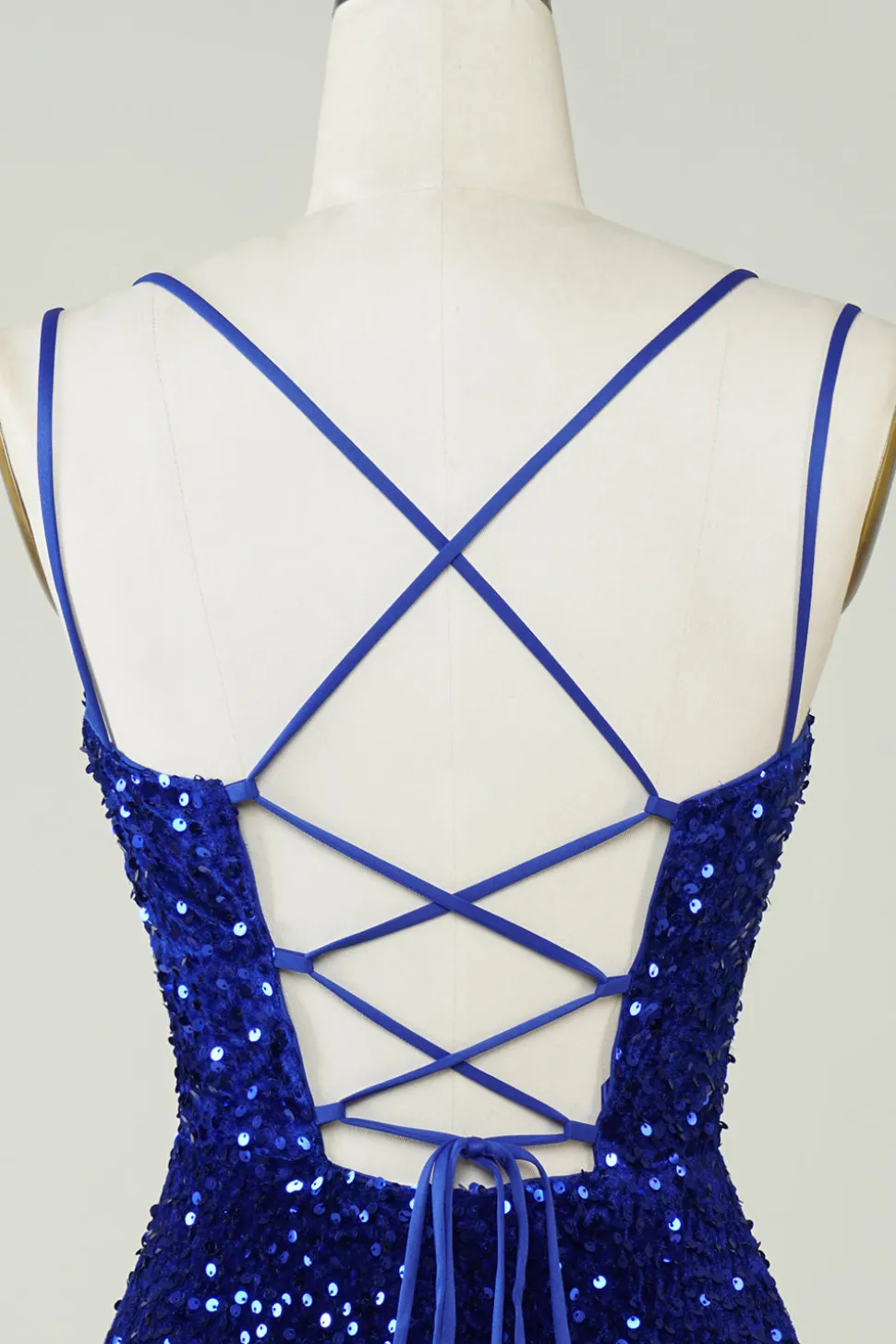 Bainha Royal Blue Sequins Vestido Curto Homecoming com Criss Cross Back