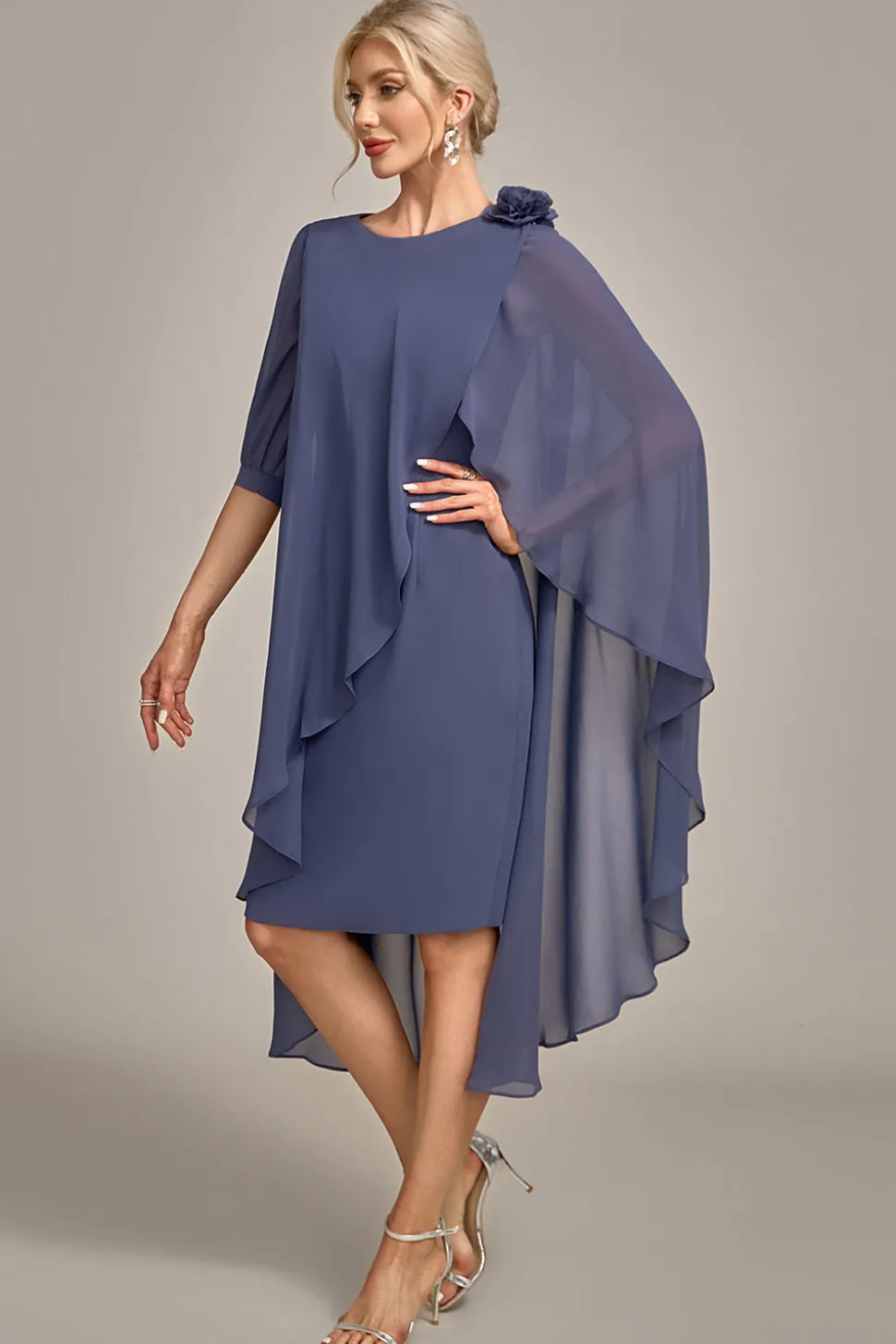 Bainha Scoop frisado até o joelho Chiffon mãe do vestido da noiva