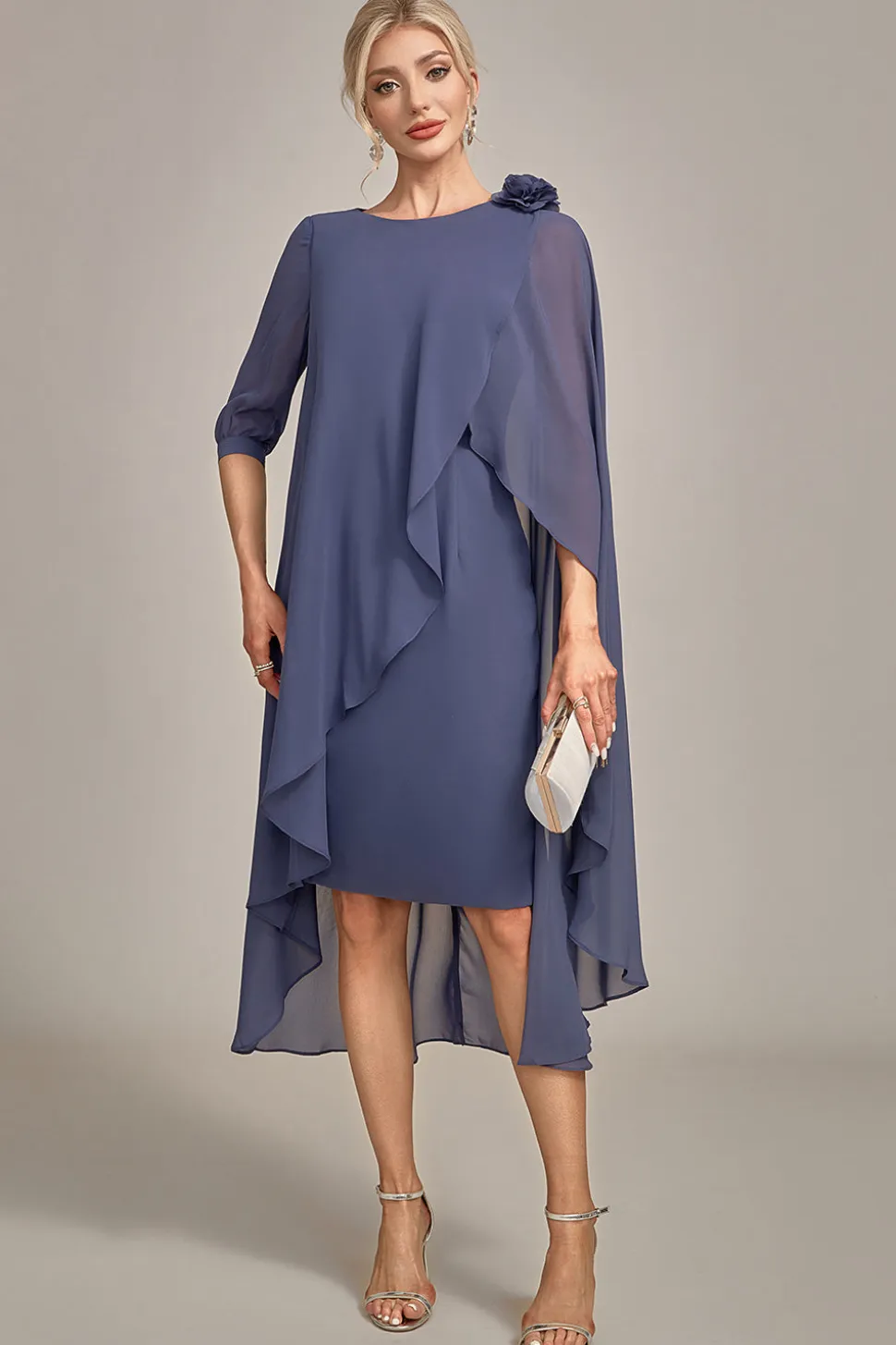 Bainha Scoop frisado até o joelho Chiffon mãe do vestido da noiva