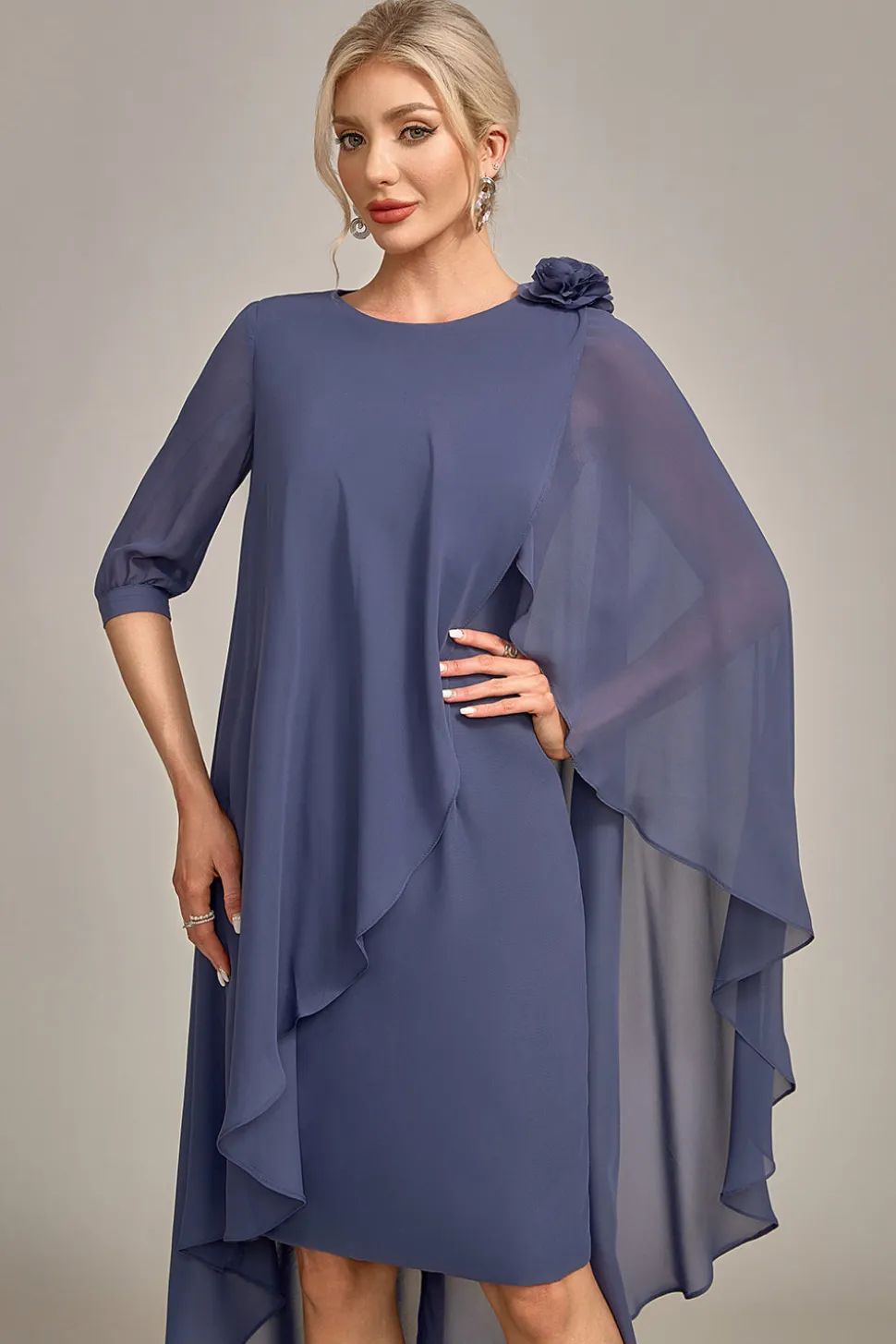 Bainha Scoop frisado até o joelho Chiffon mãe do vestido da noiva