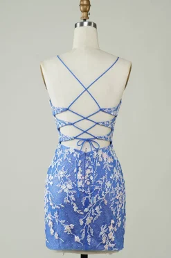 Bainha V Pescoço Azul Vestido Curto Homecoming com Appliques Criss Cross Back