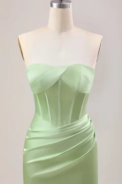Bainha Verde Corset Strapless vestido longo da dama de honra com fenda