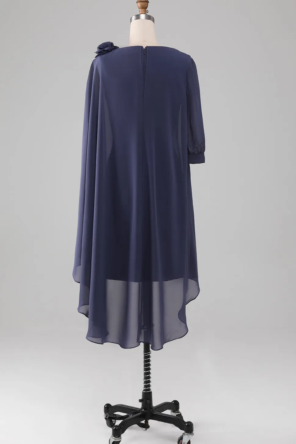 Bainha/Coluna Scoop Frisado Joelho-Comprimento Chiffon Mãe do Vestido da Noiva
