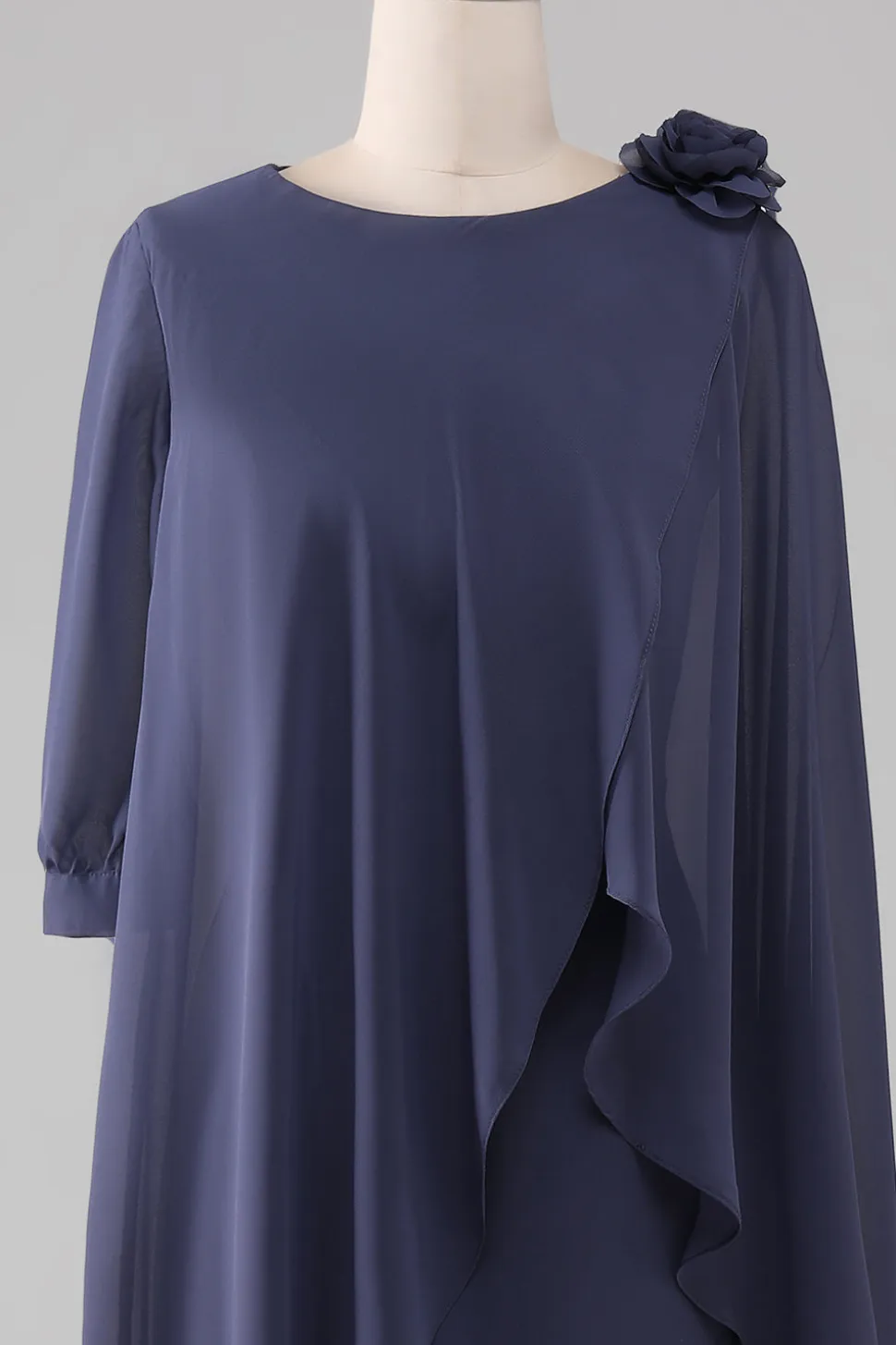 Bainha/Coluna Scoop Frisado Joelho-Comprimento Chiffon Mãe do Vestido da Noiva