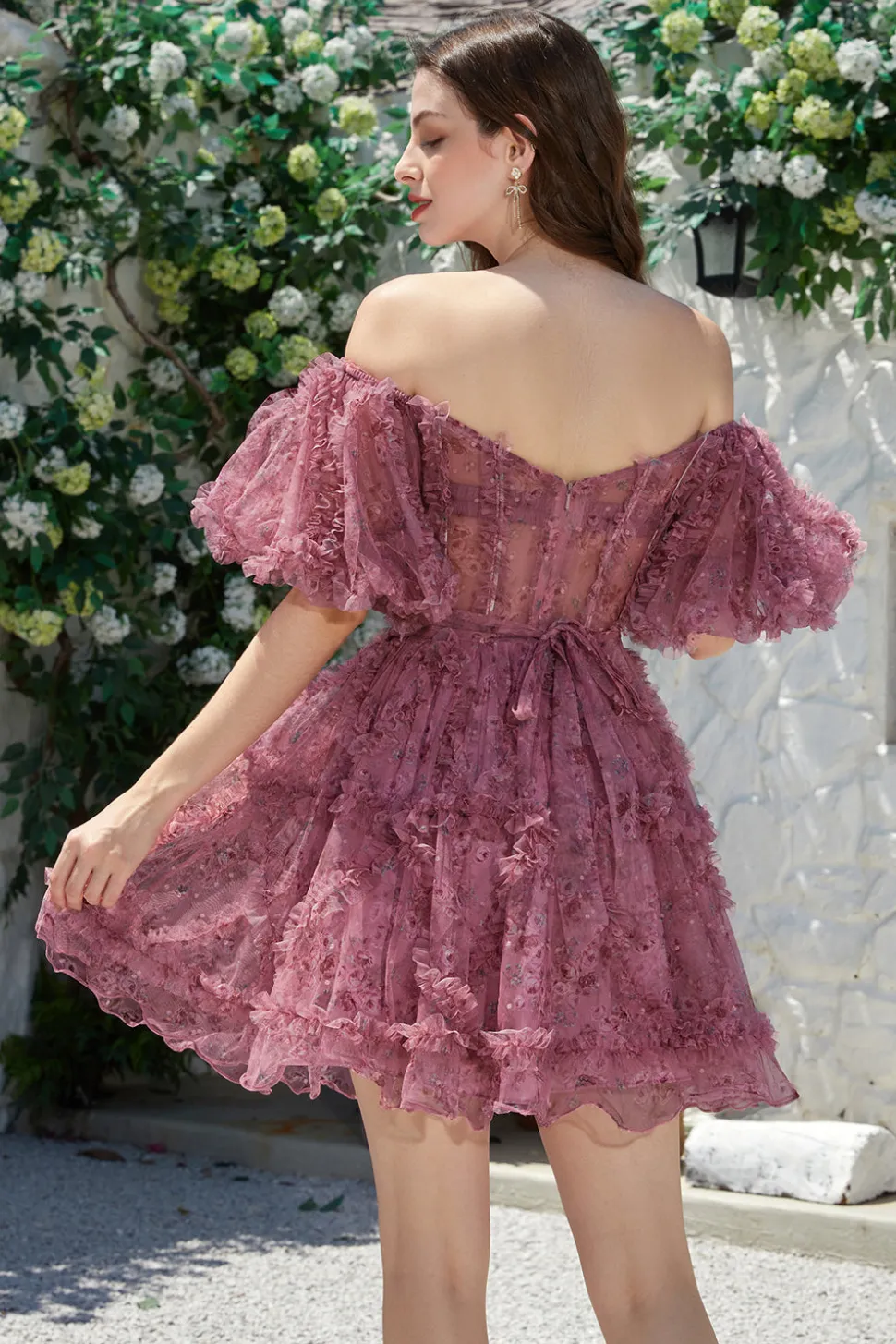 Beautiful A Line Off the Shoulder Dusty Rose Tulle Vestido Curto Homecoming com mangas curtas