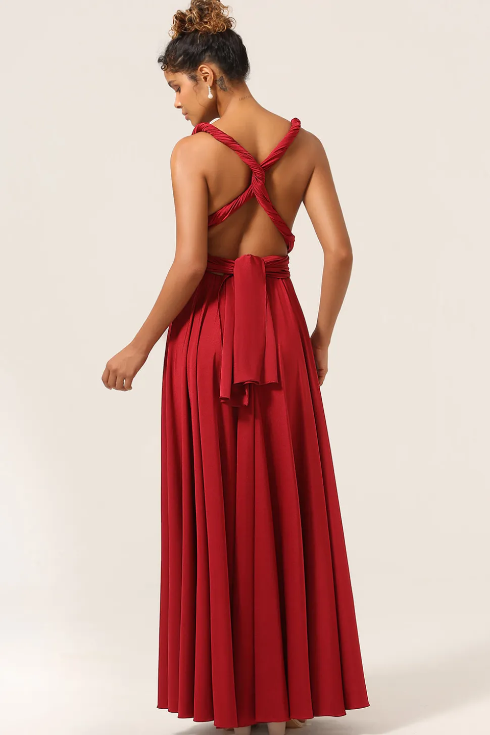 Beleza A-Line Halter Neck Borgonha vestido longo dama de honra com Criss Cross Back