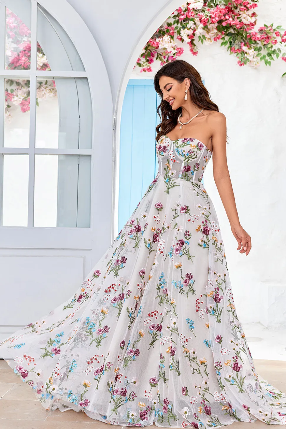 Beleza Uma Linha Querida Marfim Vestido de Noiva Longo com Bordado