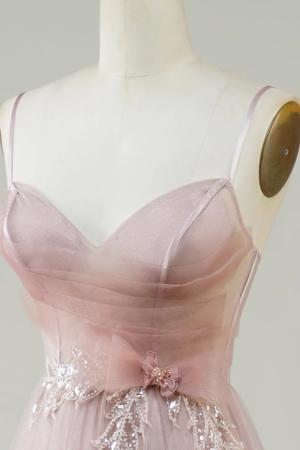 Blush A-Line Corset Long Tulle Prom Dress com Apliques