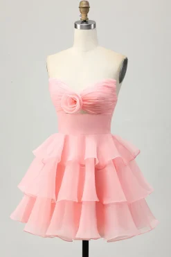 Blush A-Line Strapless Tiered Homecoming Dress com flores 3D
