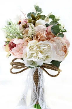 Blush Casamento Entregando Flores