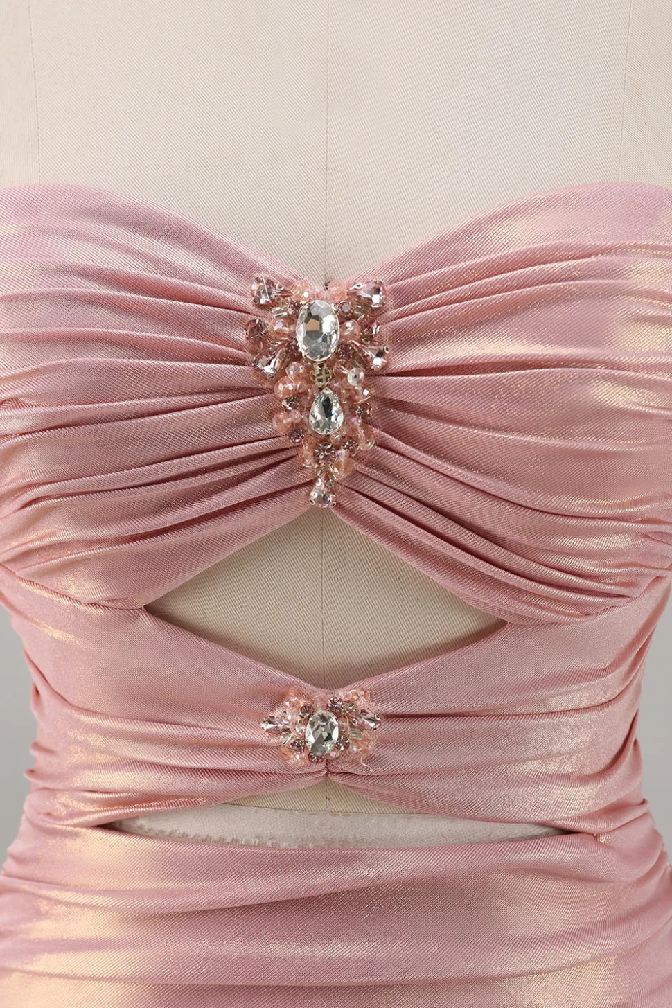 Blush Cut out Ruched Tight Homecoming Vestido