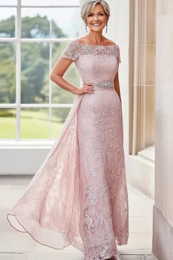 Blush elegante fora da coluna de ombro Renda longa mãe da noiva com strass