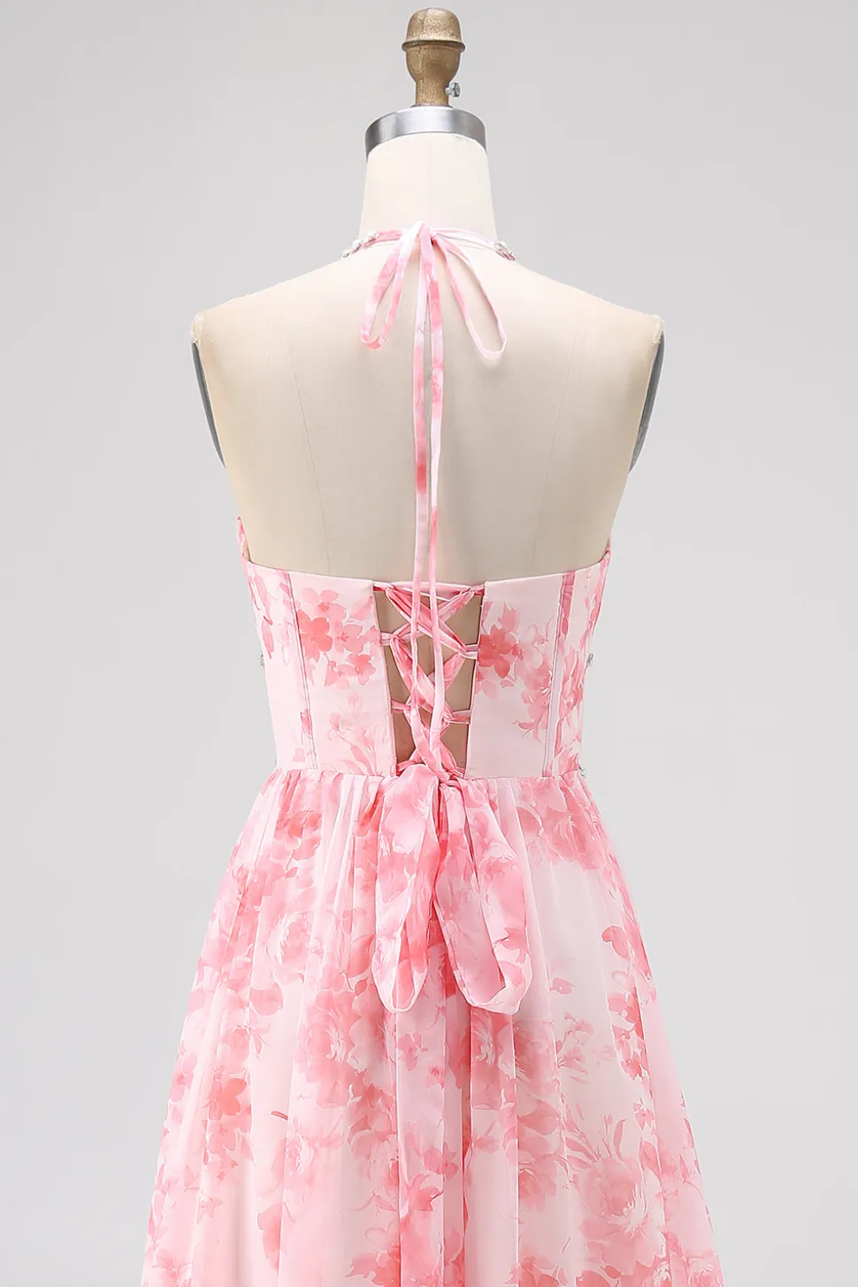 Blush frisado Halter estampado vestido de casamento floral convidado com fenda