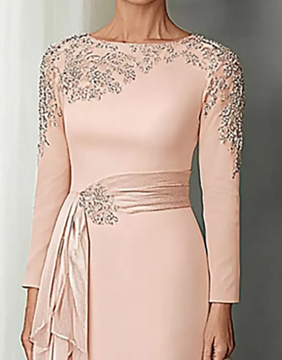 Blush Lace Bainha Mãe Do Vestido De Noiva Com Mangas Longas