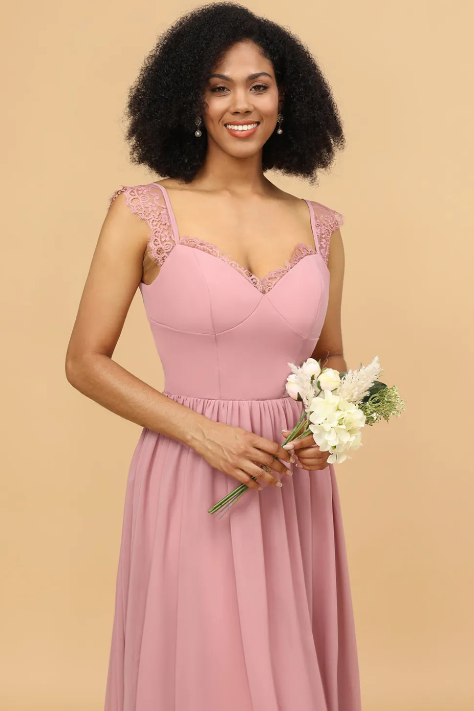 Blush Longo Chiffon Vestido de dama de honra com renda