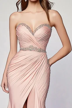 Blush Sereia plissada contas sem alças vestido formal com fenda