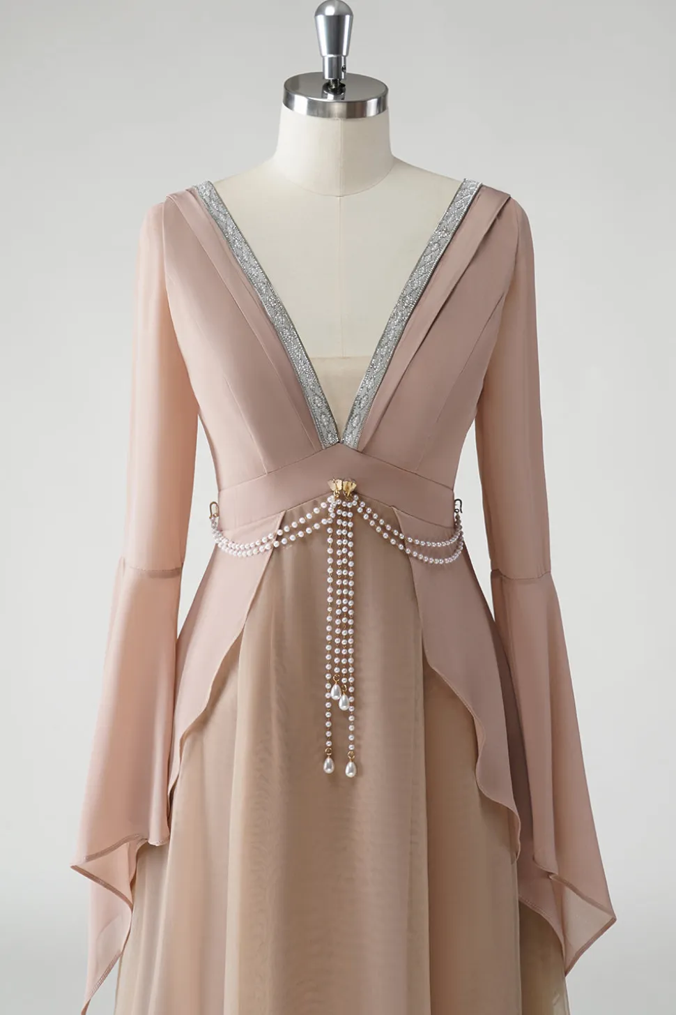 Blush Uma Linha V Pescoço Chiffon Mangas Longas Mãe do Vestido da Noiva com Missangas