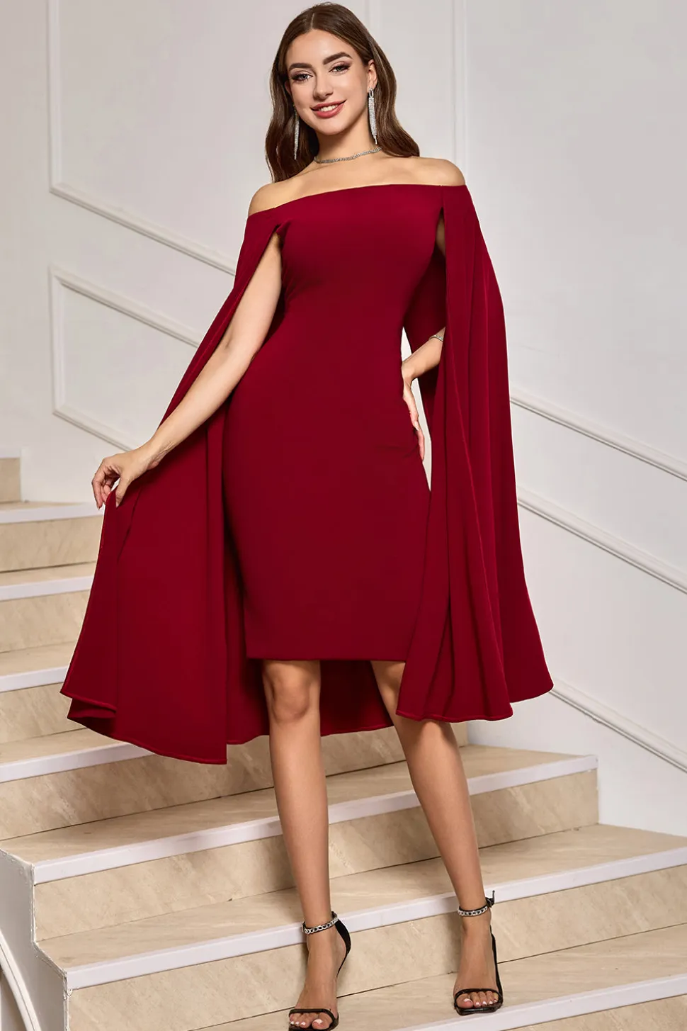 Bodycon Borgonha fora do ombro midi vestido de cocktail com mangas de capa
