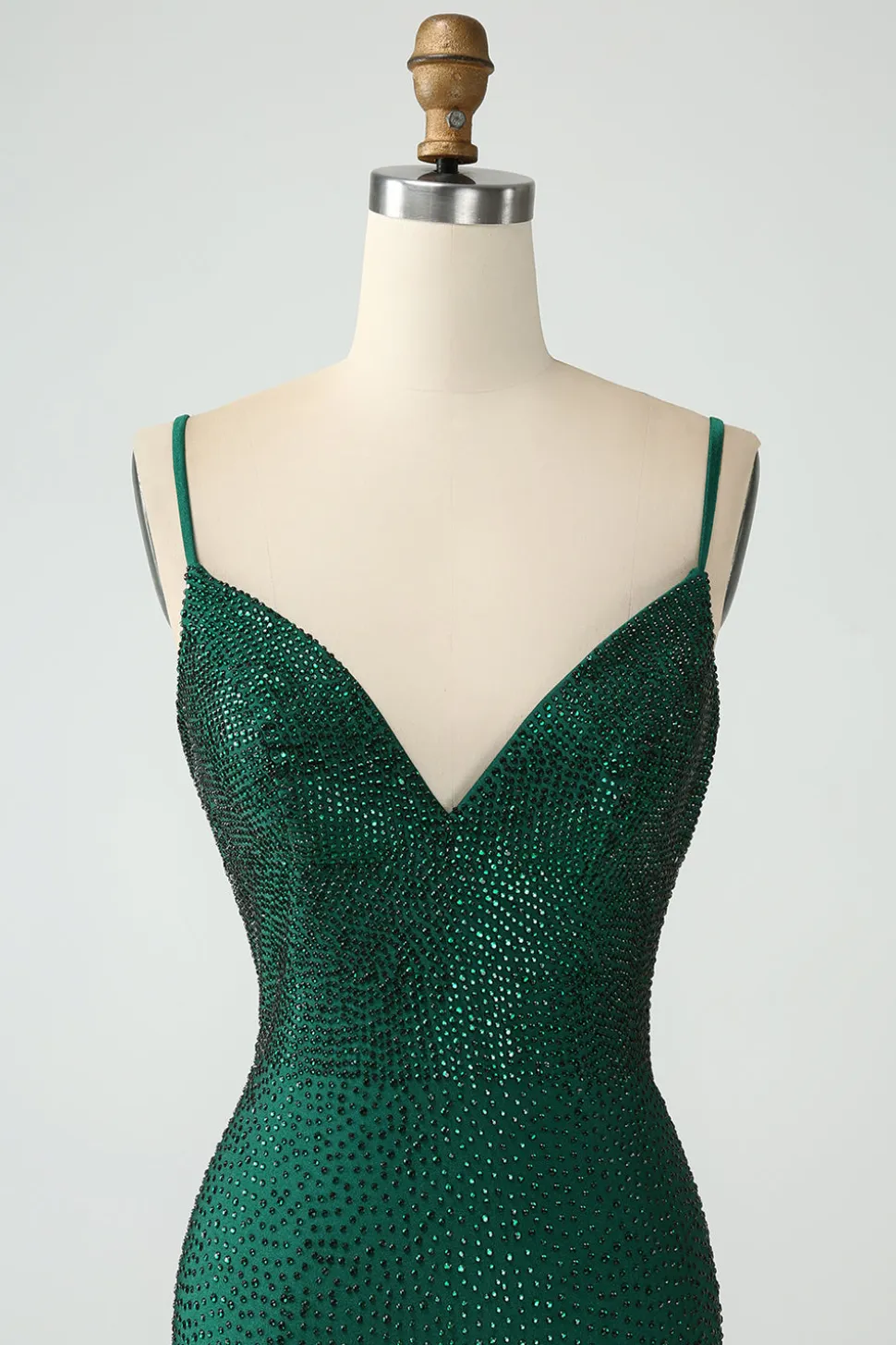 Bodycon verde escuro Spagehtti correias Backless Homecoming Dress com frisos