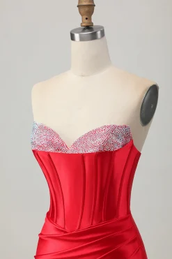 Bodycon vermelho espartilho frisado Homecoming vestido com fenda