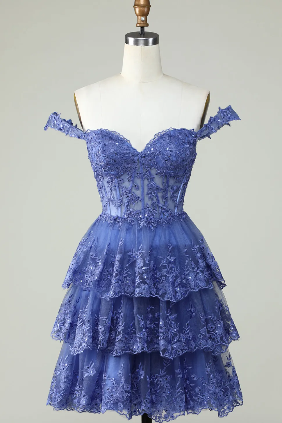 Bonito A Line Dark Blue Corset Tiered Short Homecoming Dress com renda