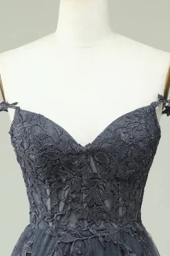Bonito A Line Spaghetti Correias Cinzento Vestido Curto Homecoming com Apliques