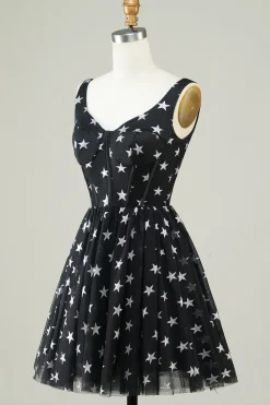 Bonito A Linha V Pescoço Preto Tule Vestido Curto Homecoming com Estrelas