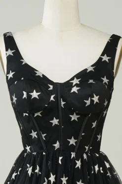 Bonito A Linha V Pescoço Preto Tule Vestido Curto Homecoming com Estrelas
