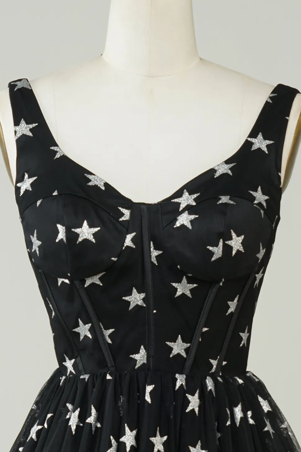 Bonito A Linha V Pescoço Preto Tule Vestido Curto Homecoming com Estrelas