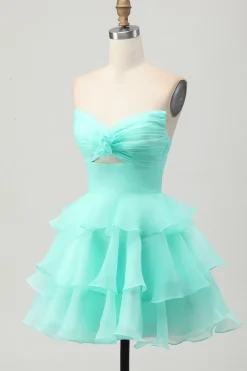 Bonito A-line Strapless Cut out Tiered Verde Vestido Curto Homecoming