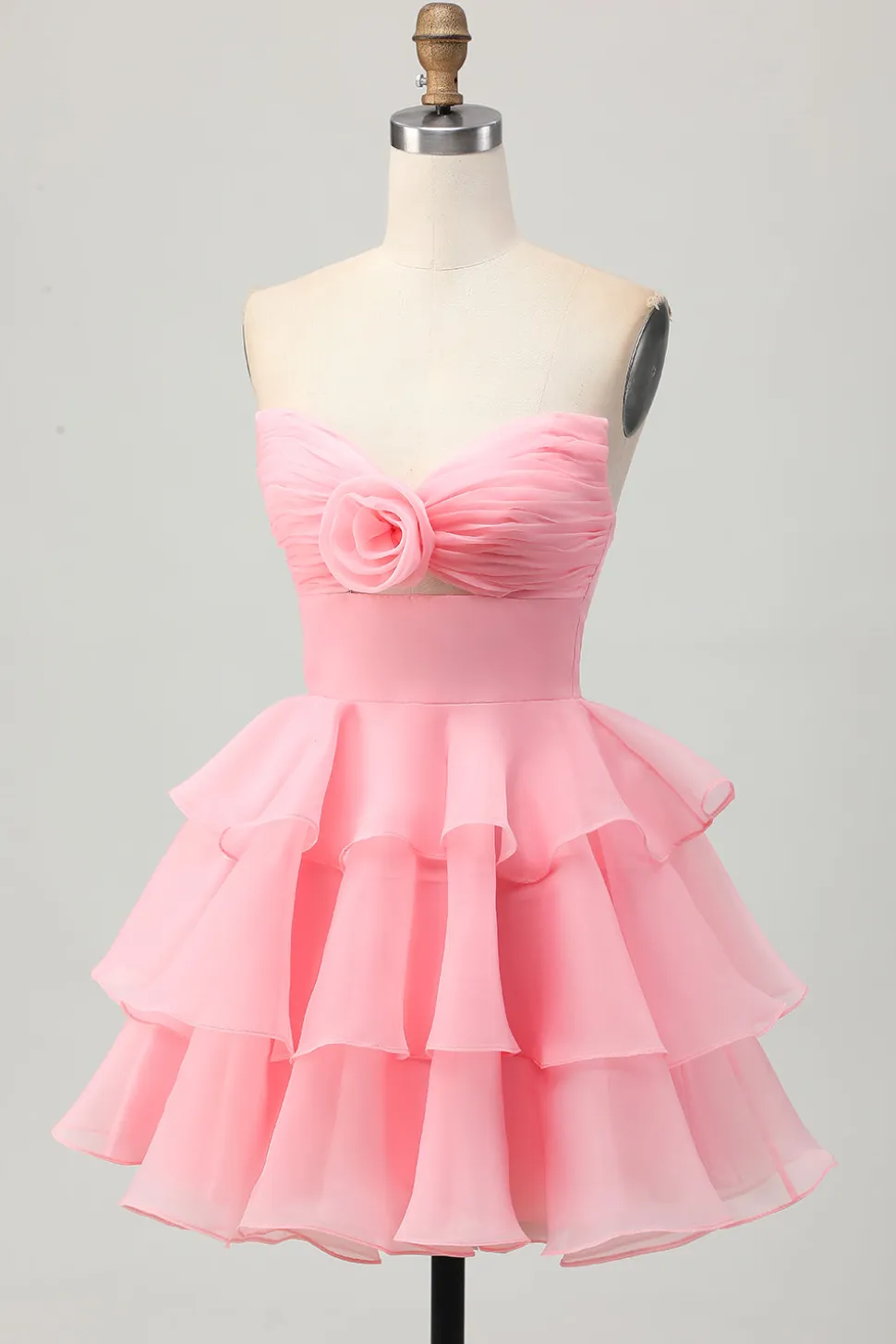 Bonito A-line Strapless Cut out Tiered Verde Vestido Curto Homecoming