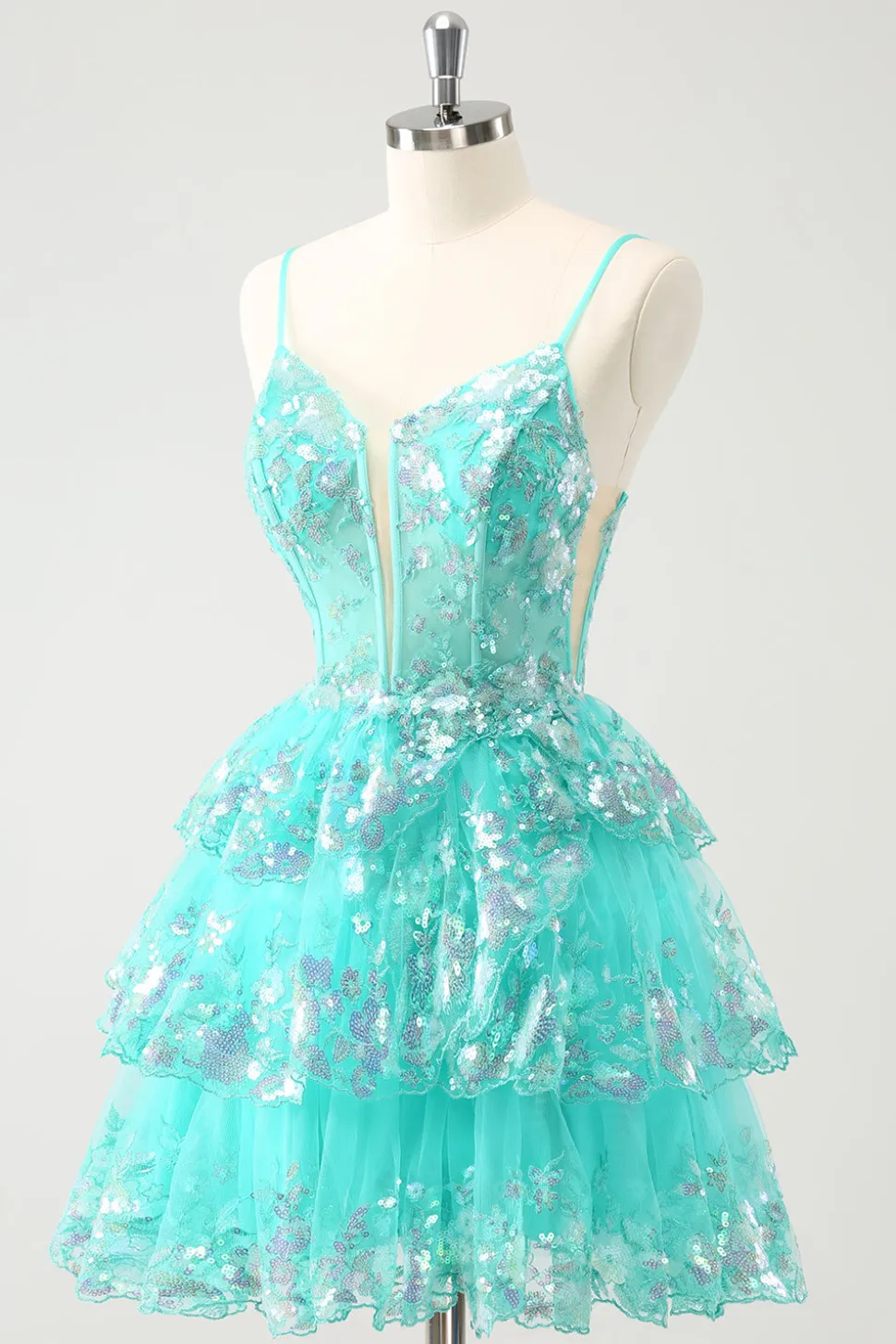 Bonito Brilhante A-Line Verde Esparguete Correias Tiered Homecoming Dress com Sequins