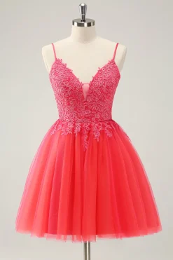 Bonito Hot Pink A Line Spaghetti Straps Short Homecoming Dress com Apliques