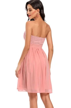 Bonito um vestido de festa de festa de namorado de linha