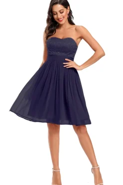 Bonito um vestido de festa de festa de namorado de linha