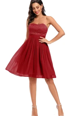 Bonito um vestido de festa de festa de namorado de linha