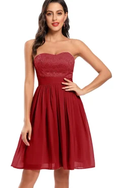 Bonito um vestido de festa de festa de namorado de linha